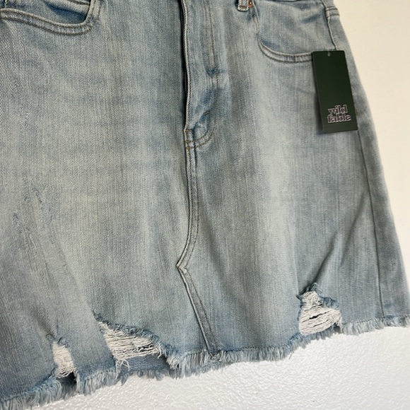 NWT Wild Fable Denim Jean Mini Skirt High Rise Distressed Stretch  sz 14 - Picture 3 of 7
